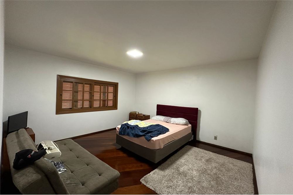 Casa à venda com 3 quartos, 230m² - Foto 18