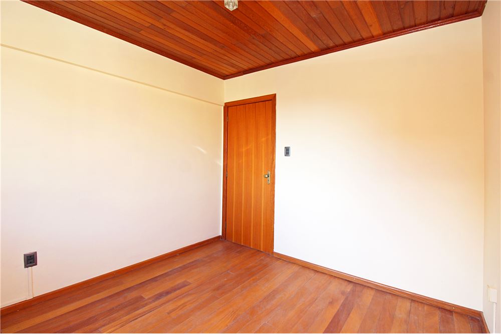 Apartamento à venda com 2 quartos, 80m² - Foto 13