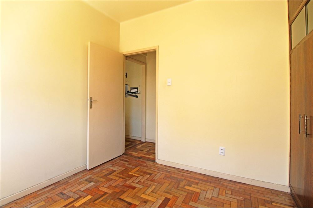 Apartamento à venda com 2 quartos, 76m² - Foto 15