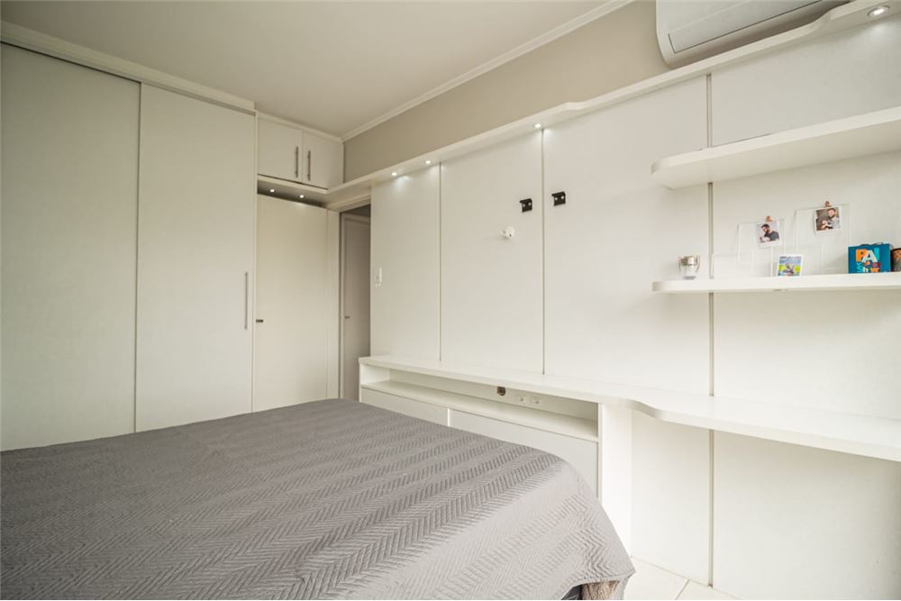 Apartamento à venda com 2 quartos, 69m² - Foto 12