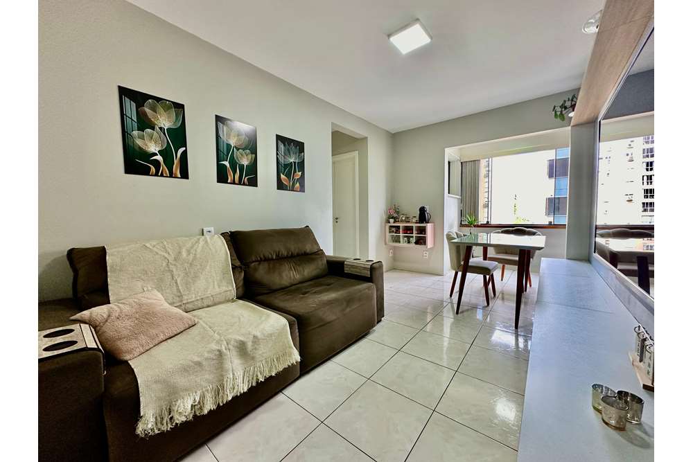 Apartamento à venda com 2 quartos, 85m² - Foto 6