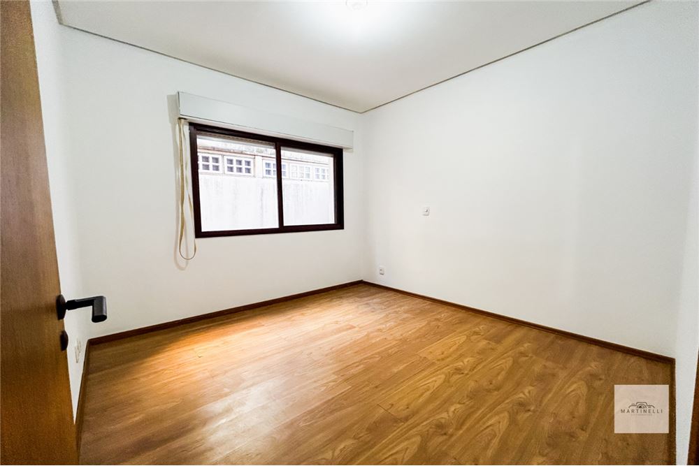 Apartamento à venda com 3 quartos, 159m² - Foto 17