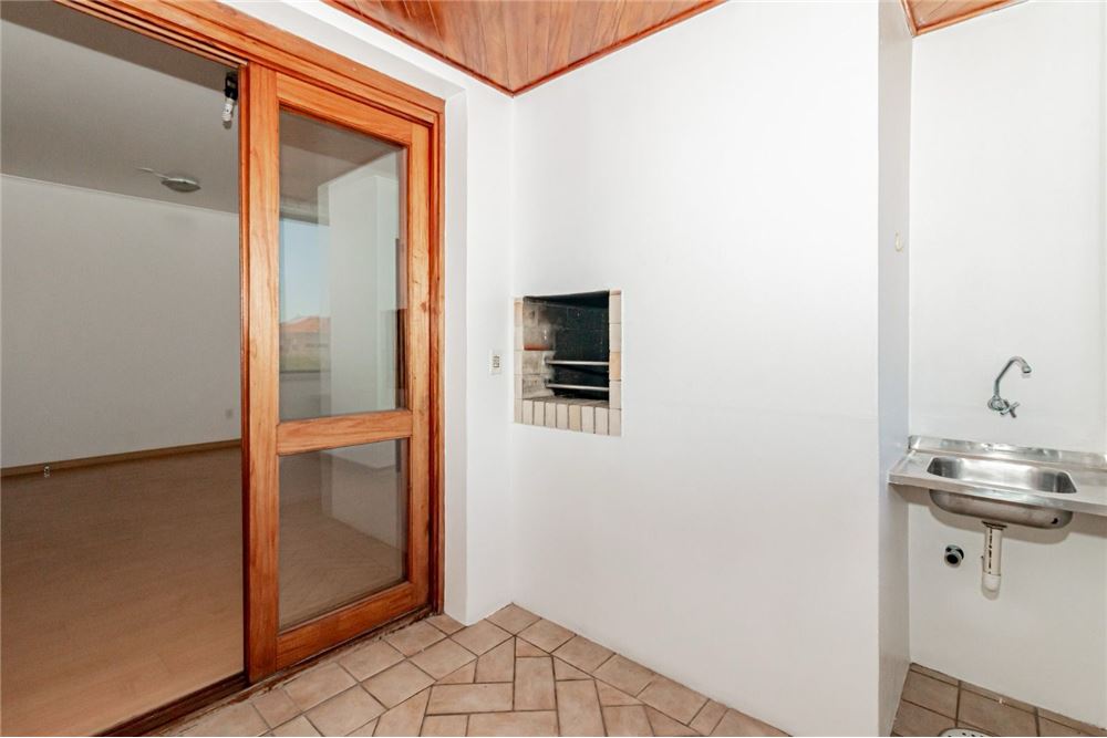 Apartamento à venda com 2 quartos, 95m² - Foto 5