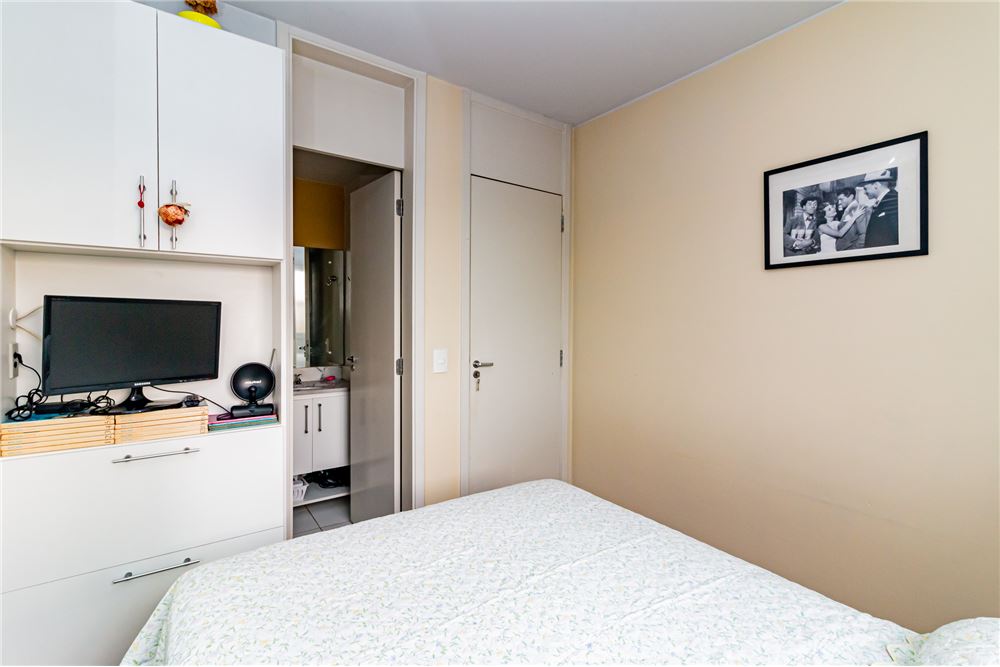 Apartamento à venda com 3 quartos, 119m² - Foto 19