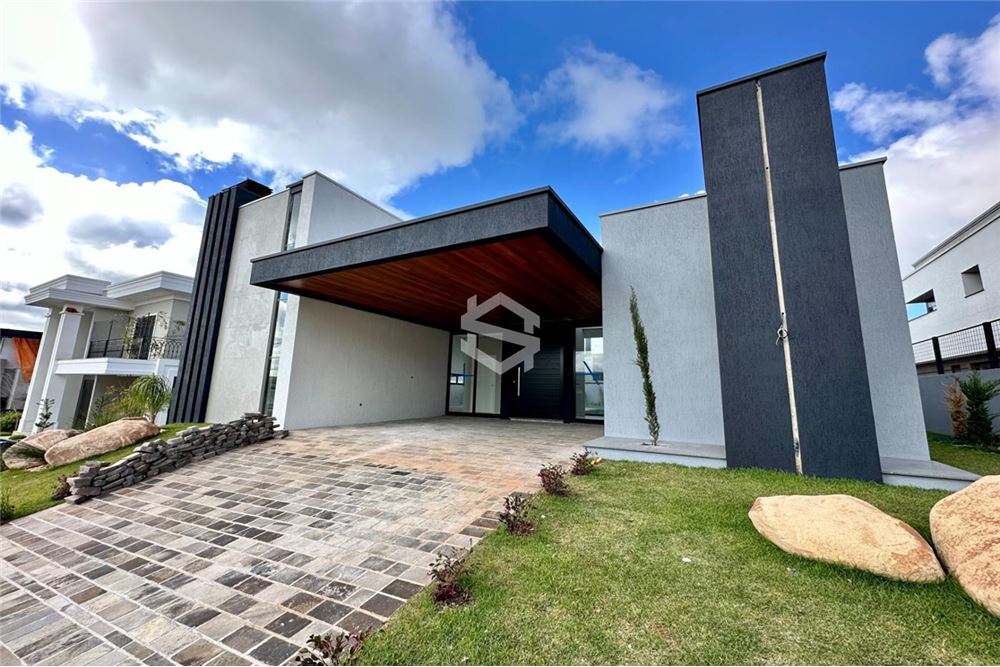 Casa de Condomínio à venda com 3 quartos, 266m² - Foto 1