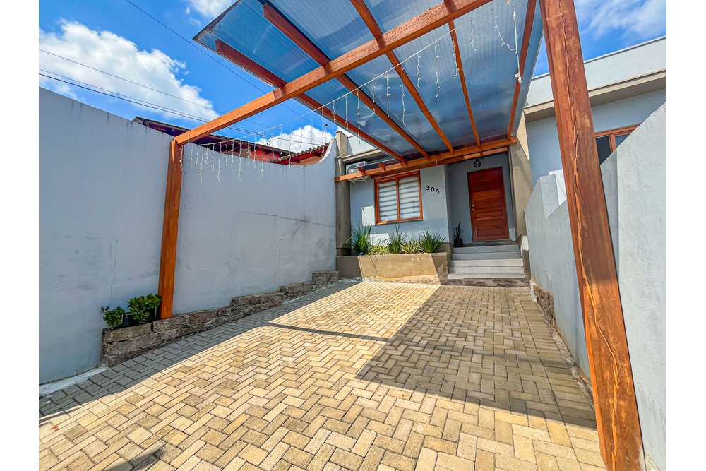 Casa à venda com 2 quartos, 150m² - Foto 4