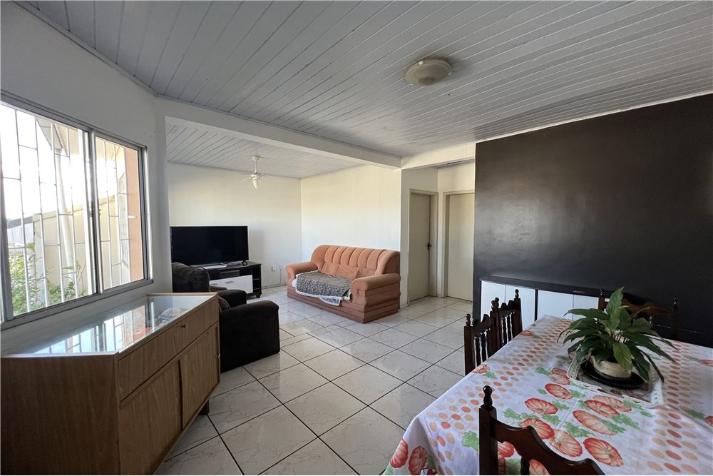 Casa de Condomínio à venda com 3 quartos, 200m² - Foto 4