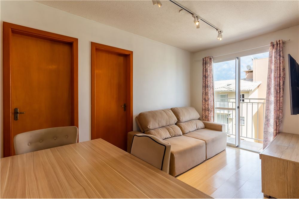 Apartamento à venda com 2 quartos, 64m² - Foto 1