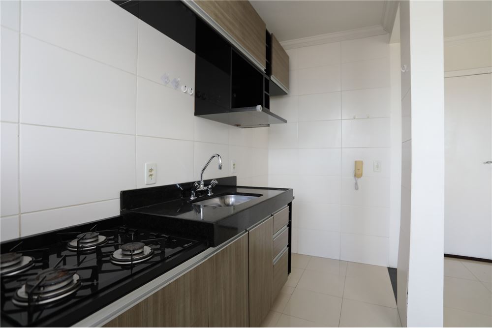 Apartamento à venda com 2 quartos, 65m² - Foto 17