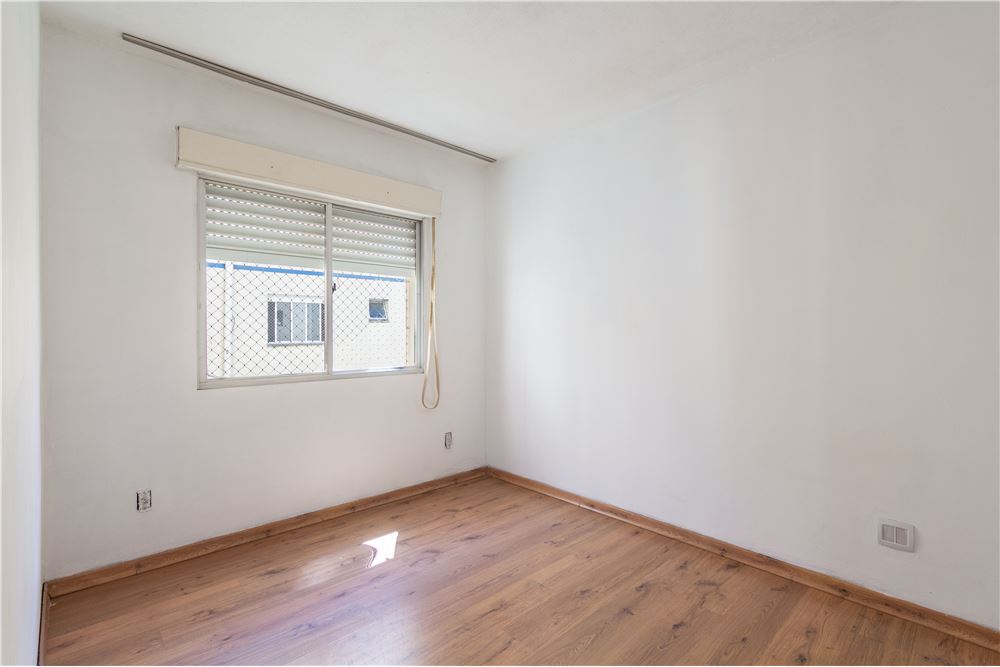 Apartamento à venda com 2 quartos, 70m² - Foto 7