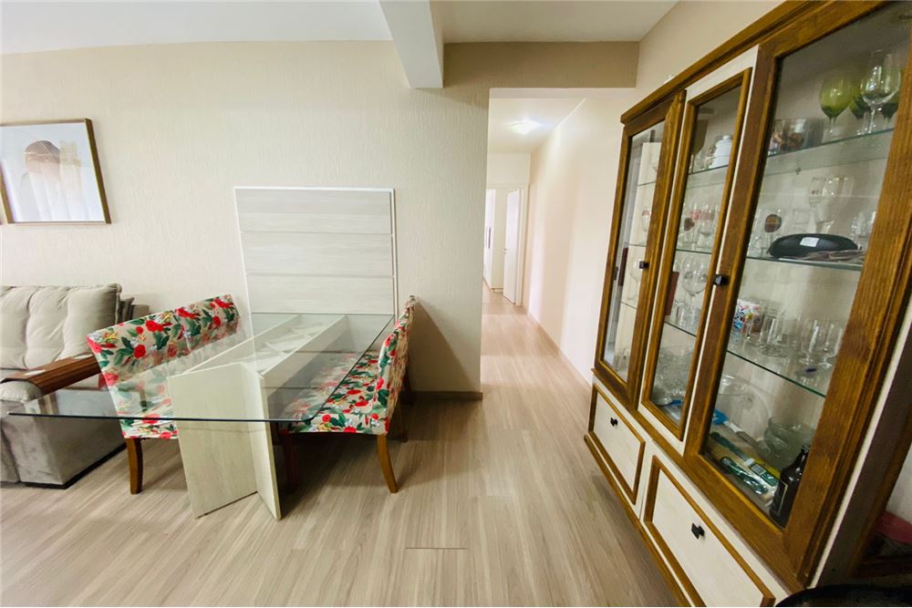 Apartamento à venda com 2 quartos, 97m² - Foto 4