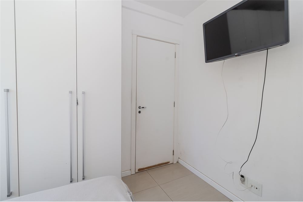 Casa à venda com 3 quartos, 200m² - Foto 6