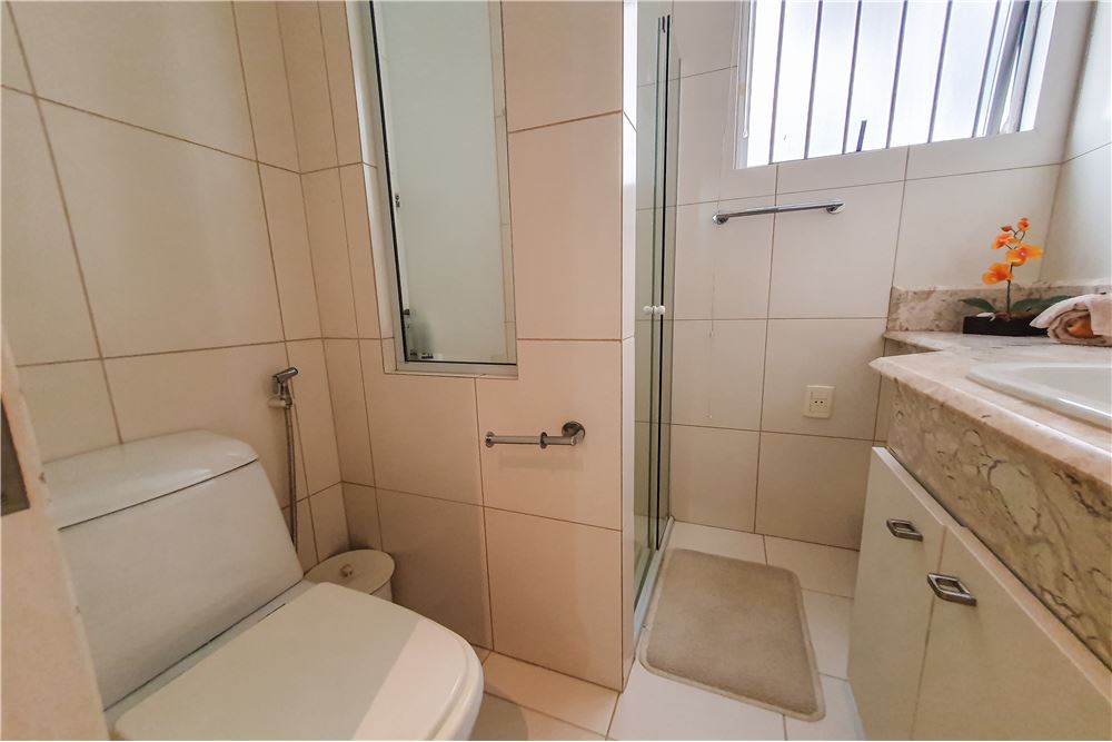 Apartamento à venda com 3 quartos, 185m² - Foto 17