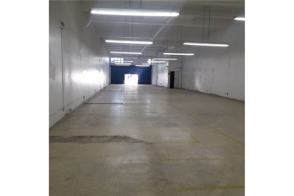 Loja-Salão para alugar, 1800m² - Foto 2