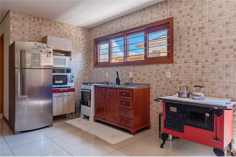 Casa à venda com 4 quartos, 164m² - Foto 7