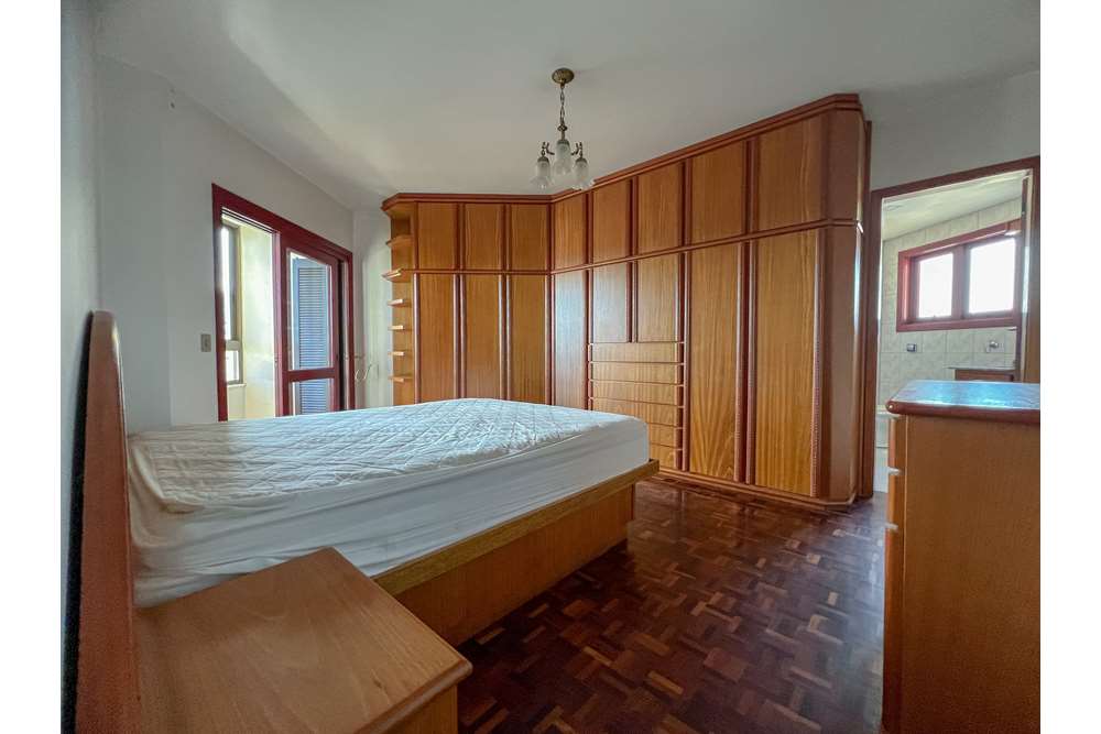 Apartamento à venda com 3 quartos, 144m² - Foto 15