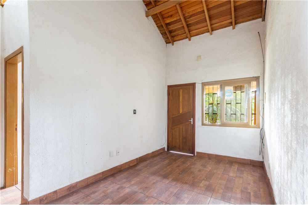 Casa à venda com 2 quartos, 85m² - Foto 8