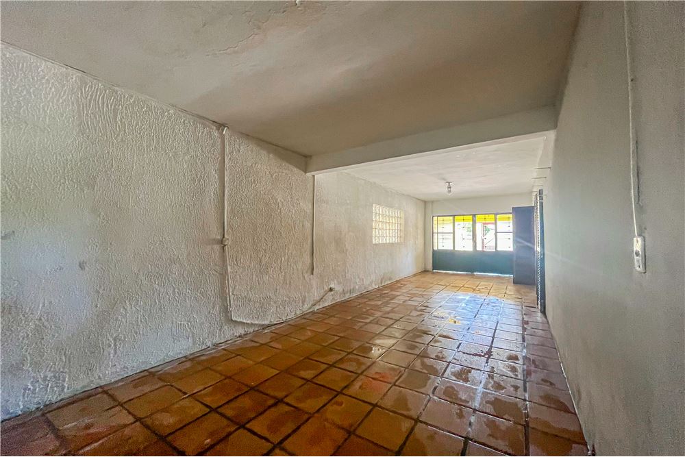 Casa à venda com 4 quartos, 350m² - Foto 8