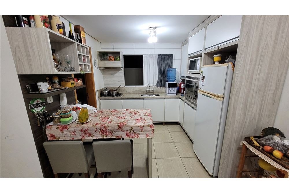 Apartamento à venda com 1 quarto, 110m² - Foto 2