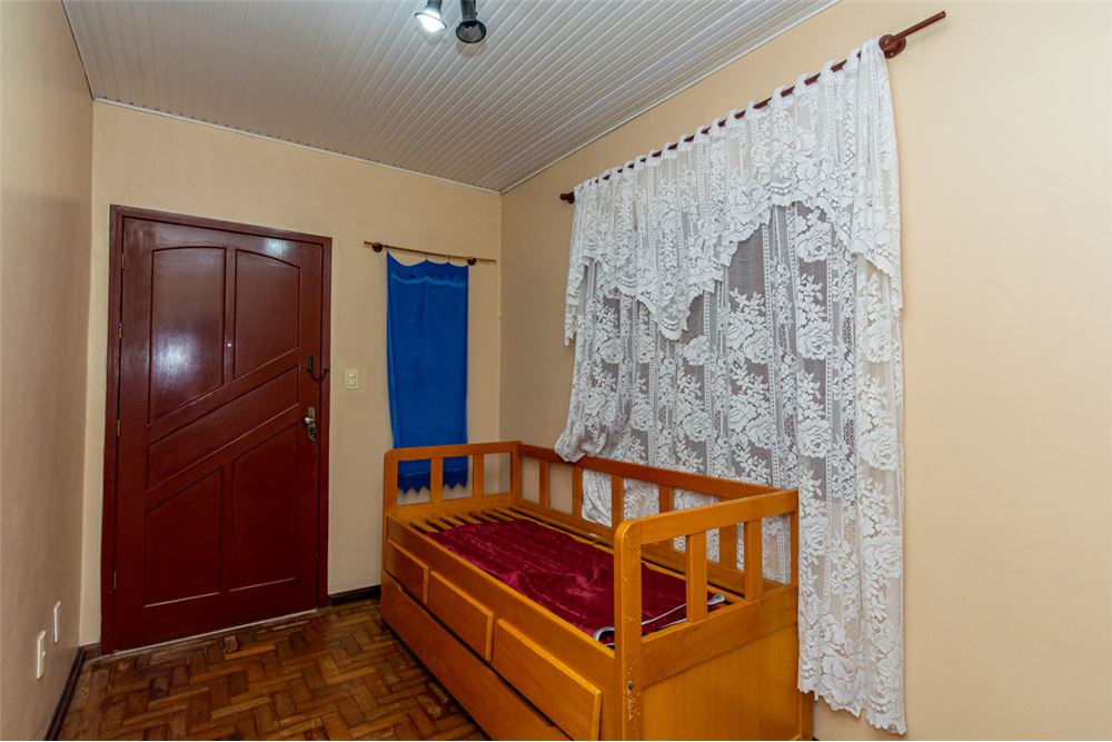 Casa à venda com 3 quartos, 180m² - Foto 5