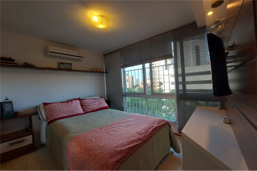 Apartamento à venda com 4 quartos, 250m² - Foto 9