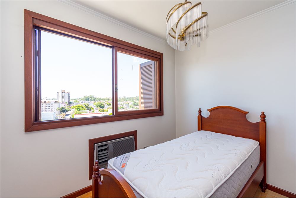 Apartamento à venda com 3 quartos, 156m² - Foto 6