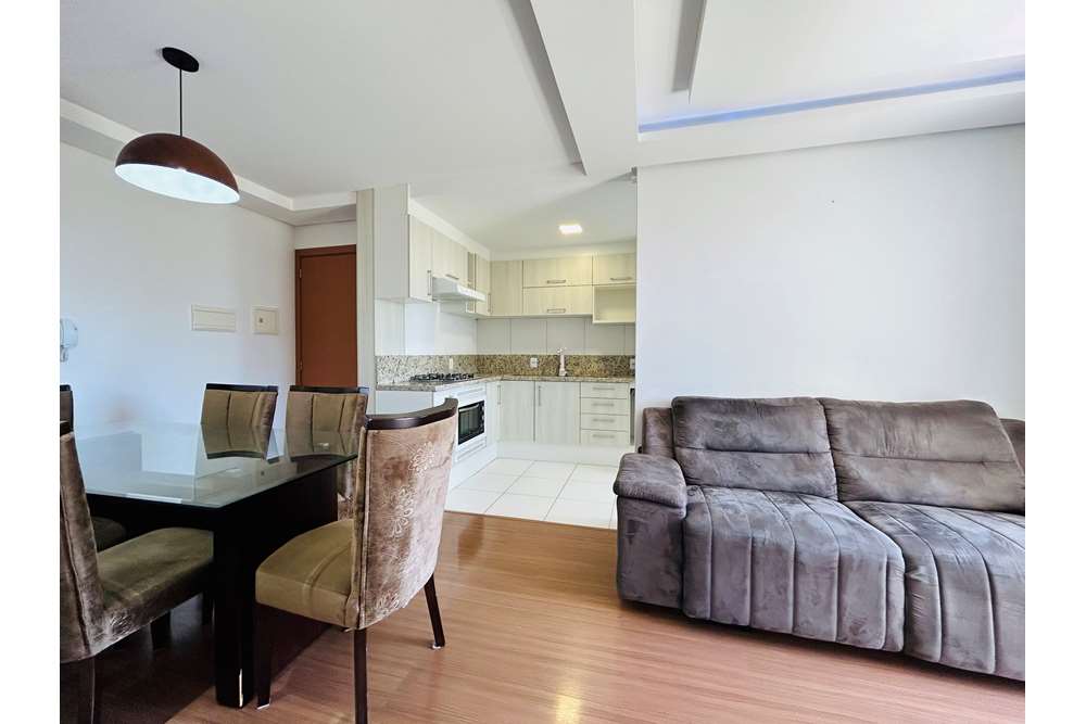 Apartamento à venda com 2 quartos, 68m² - Foto 2