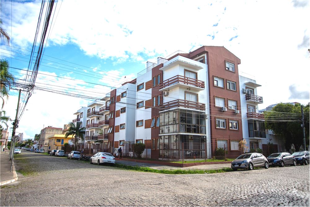 Apartamento à venda com 4 quartos, 185m² - Foto 2