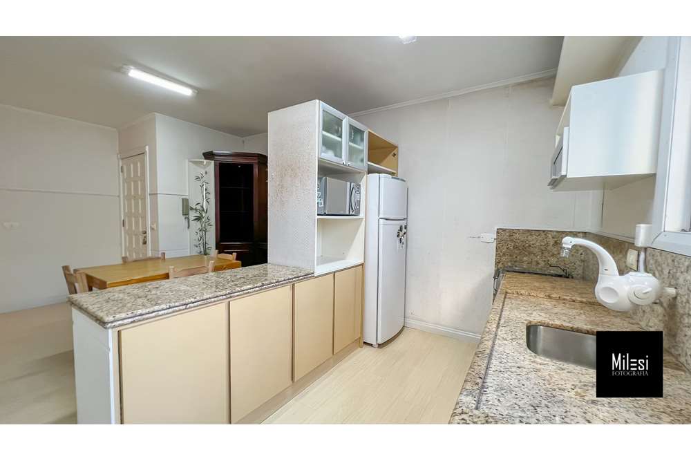 Apartamento à venda com 3 quartos, 122m² - Foto 9