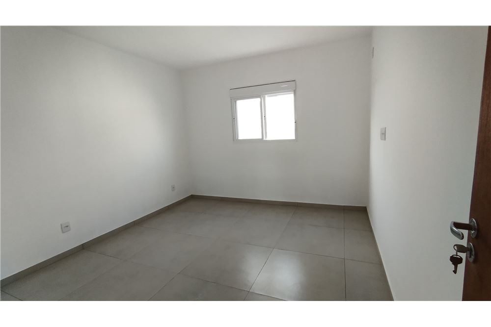 Casa à venda com 2 quartos, 73m² - Foto 8