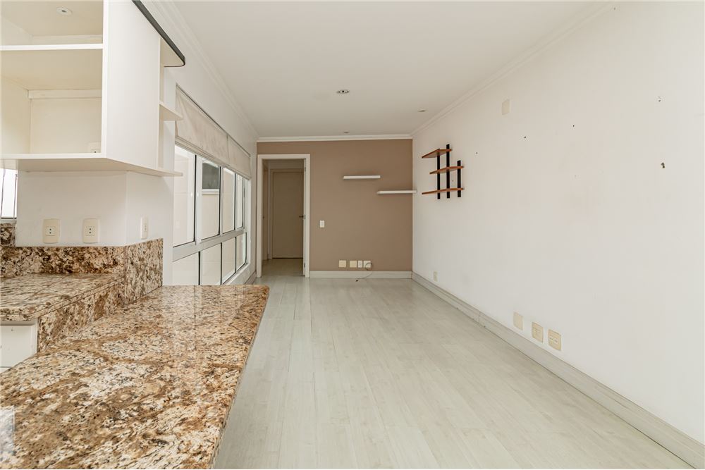 Apartamento à venda com 2 quartos, 171m² - Foto 3