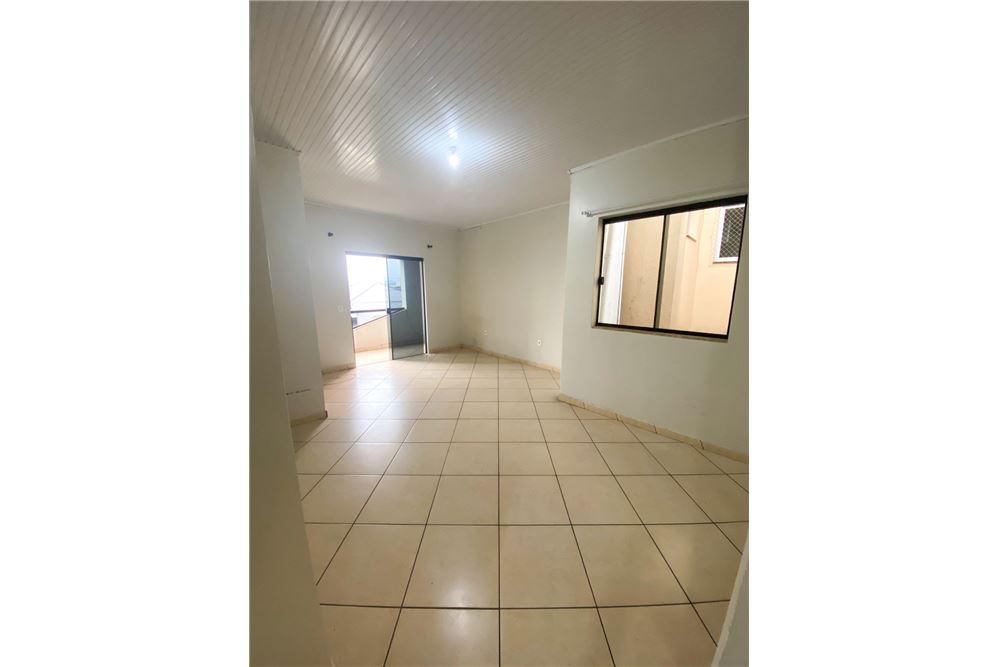 Apartamento para alugar com 3 quartos, 70m² - Foto 2