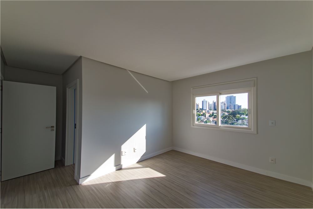 Apartamento à venda com 3 quartos, 177m² - Foto 14