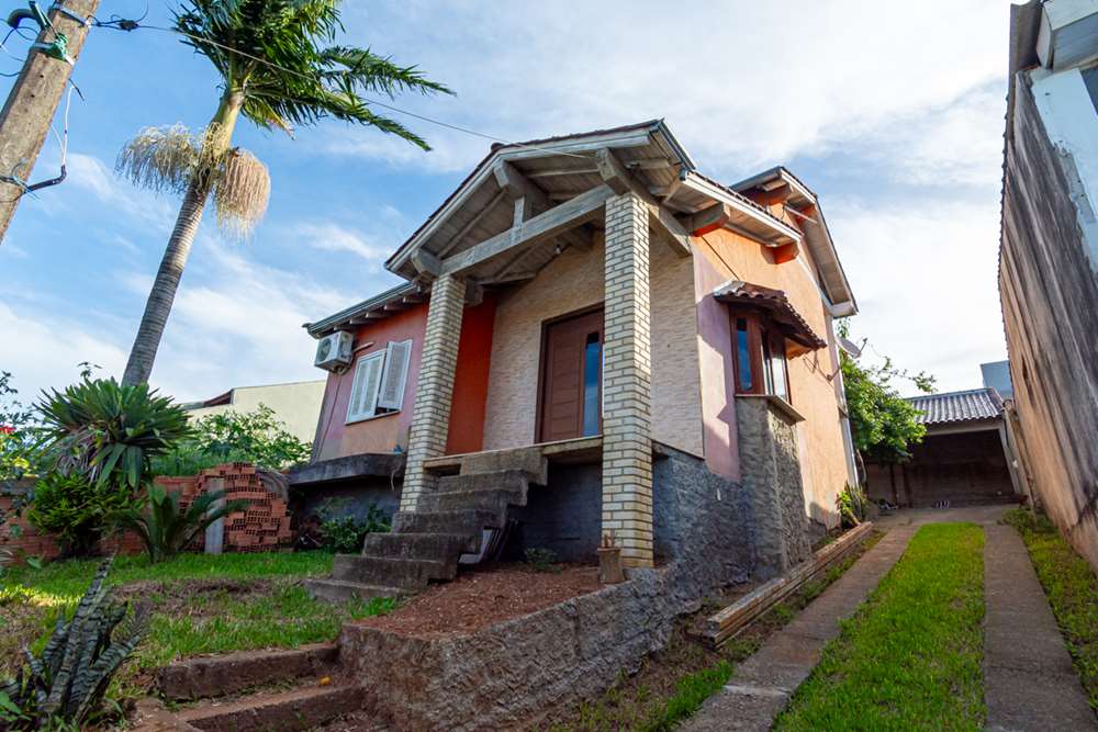 Casa à venda com 3 quartos, 150m² - Foto 1