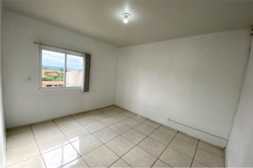 Apartamento à venda com 1 quarto, 50m² - Foto 9