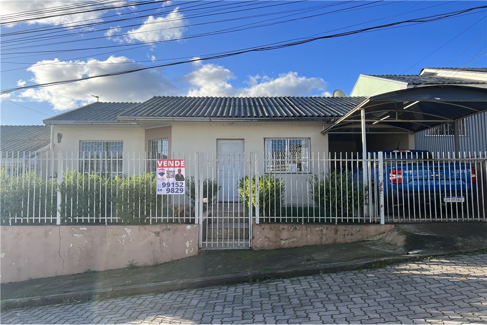 Casa de Condomínio à venda com 3 quartos, 200m² - Foto 1