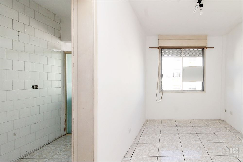 Apartamento à venda com 1 quarto, 40m² - Foto 11