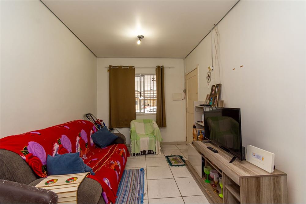 Casa à venda com 2 quartos, 45m² - Foto 12