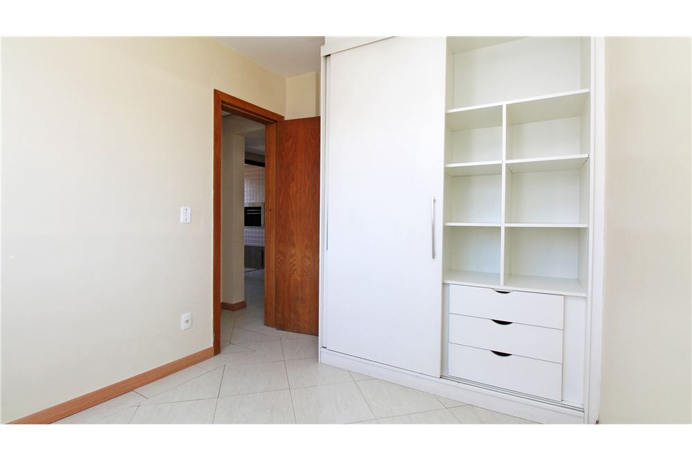 Apartamento à venda com 2 quartos, 69m² - Foto 7