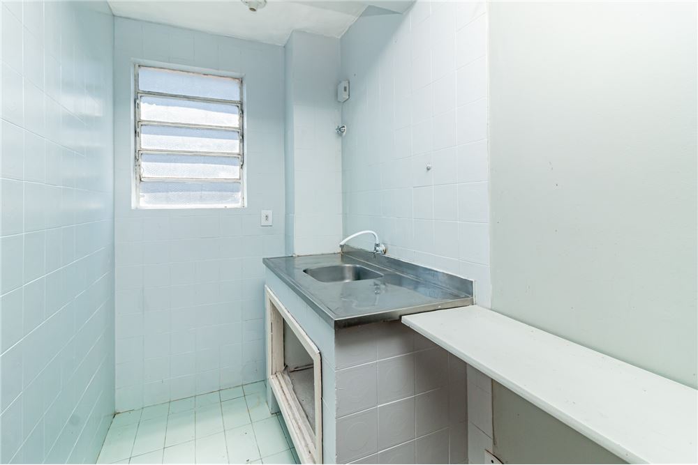 Apartamento à venda com 1 quarto, 40m² - Foto 4