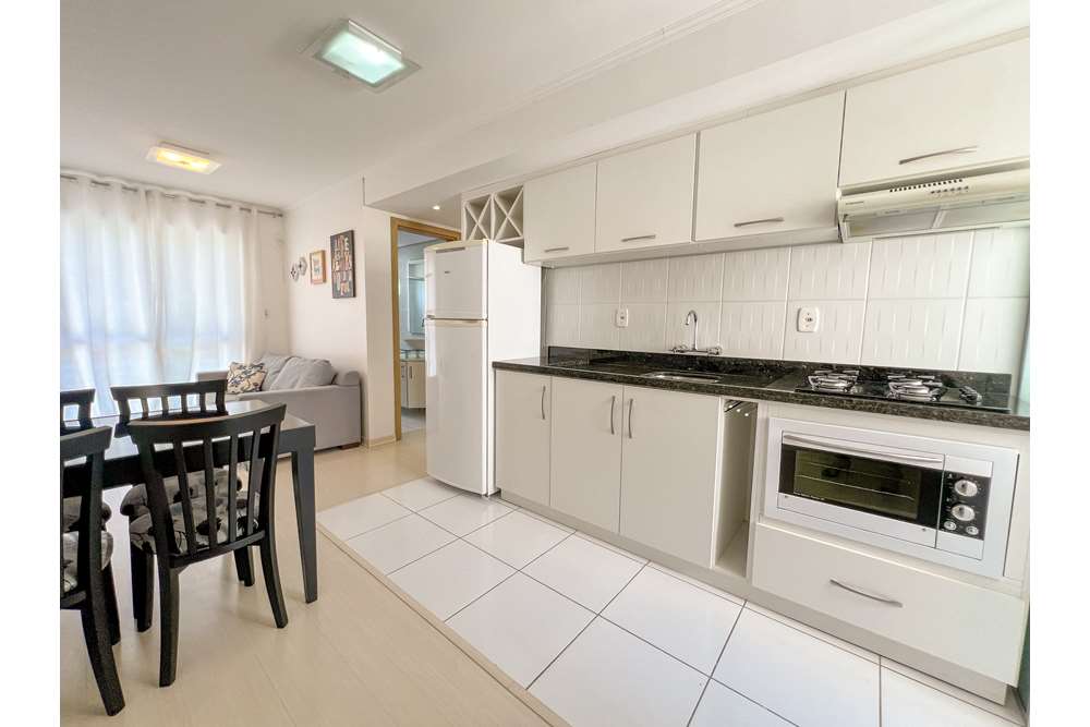 Apartamento à venda com 2 quartos, 52m² - Foto 2