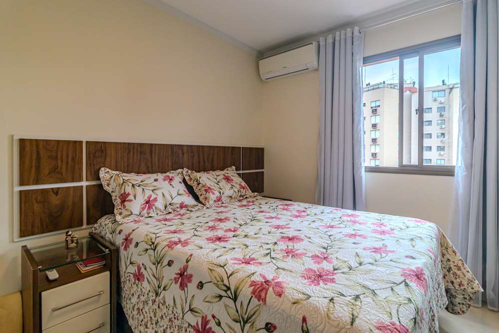 Apartamento à venda com 3 quartos, 130m² - Foto 21