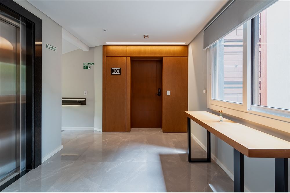 Apartamento à venda com 3 quartos, 176m² - Foto 12