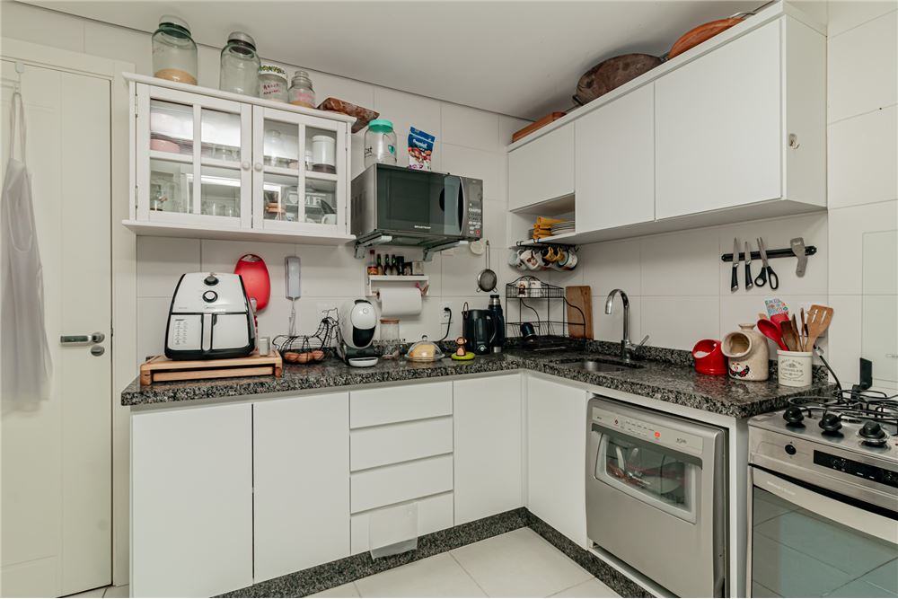 Apartamento à venda com 2 quartos, 90m² - Foto 7