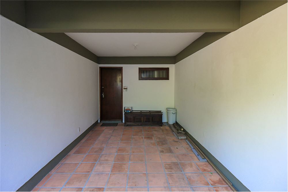 Casa de Condomínio à venda com 3 quartos, 220m² - Foto 17