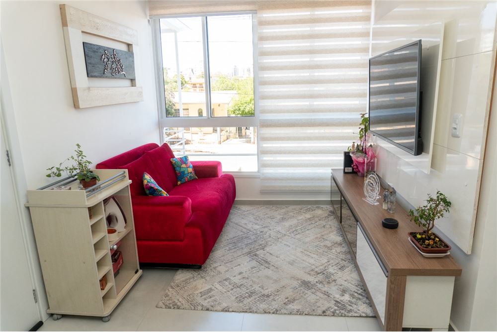 Apartamento à venda com 2 quartos, 77m² - Foto 1