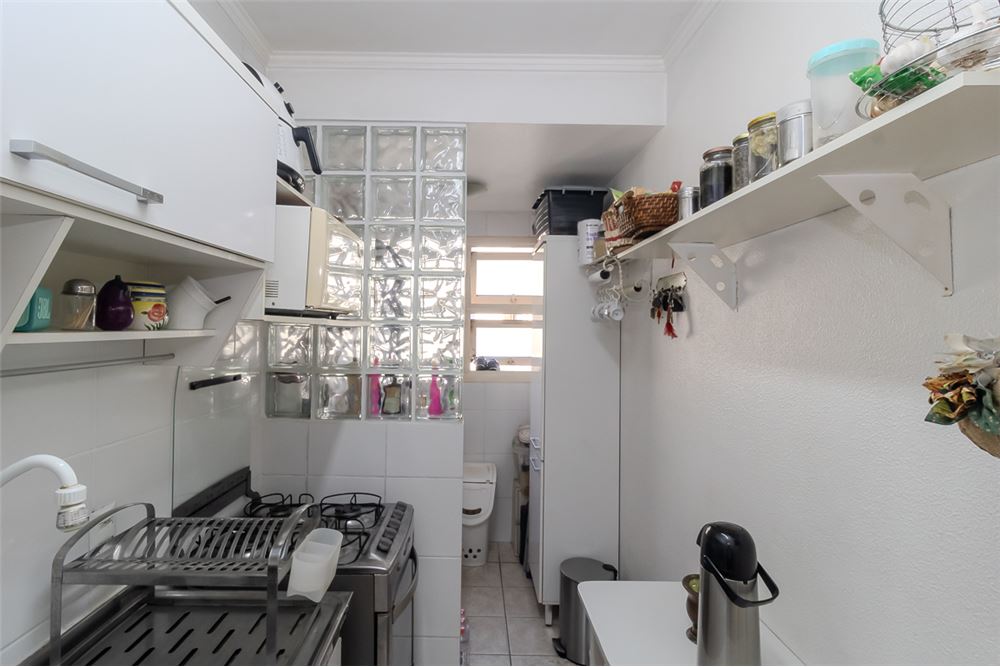 Apartamento à venda com 1 quarto, 49m² - Foto 13