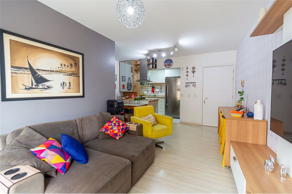 Apartamento à venda com 3 quartos, 76m² - Foto 4