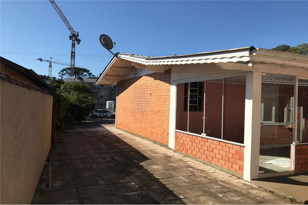 Casa à venda com 1 quarto, 184m² - Foto 9