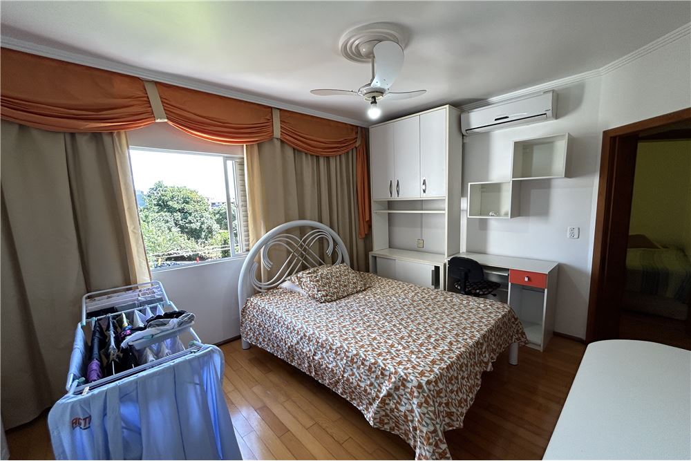 Apartamento à venda com 4 quartos, 156m² - Foto 16